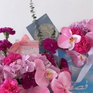 Pluto Flowers Midnight Roses