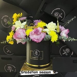 Pluto Flowers Classic Petals